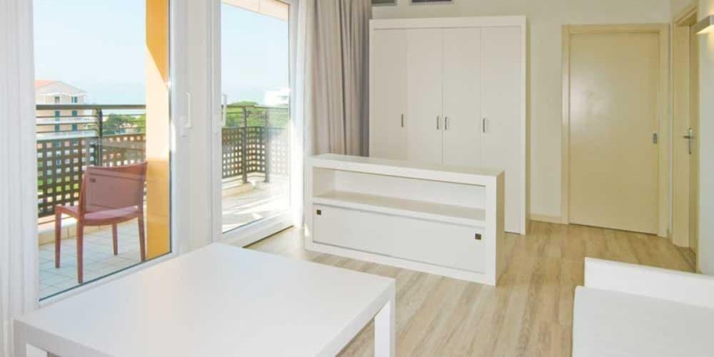 Hotel Vienna ลิโดดิเยโซโล ภายนอก รูปภาพ