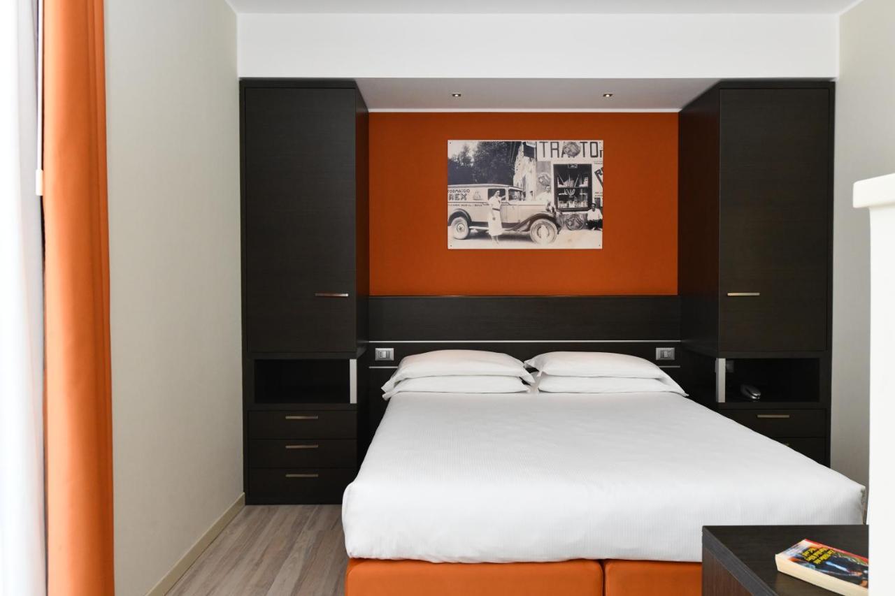 Hotel Vienna ลิโดดิเยโซโล ภายนอก รูปภาพ