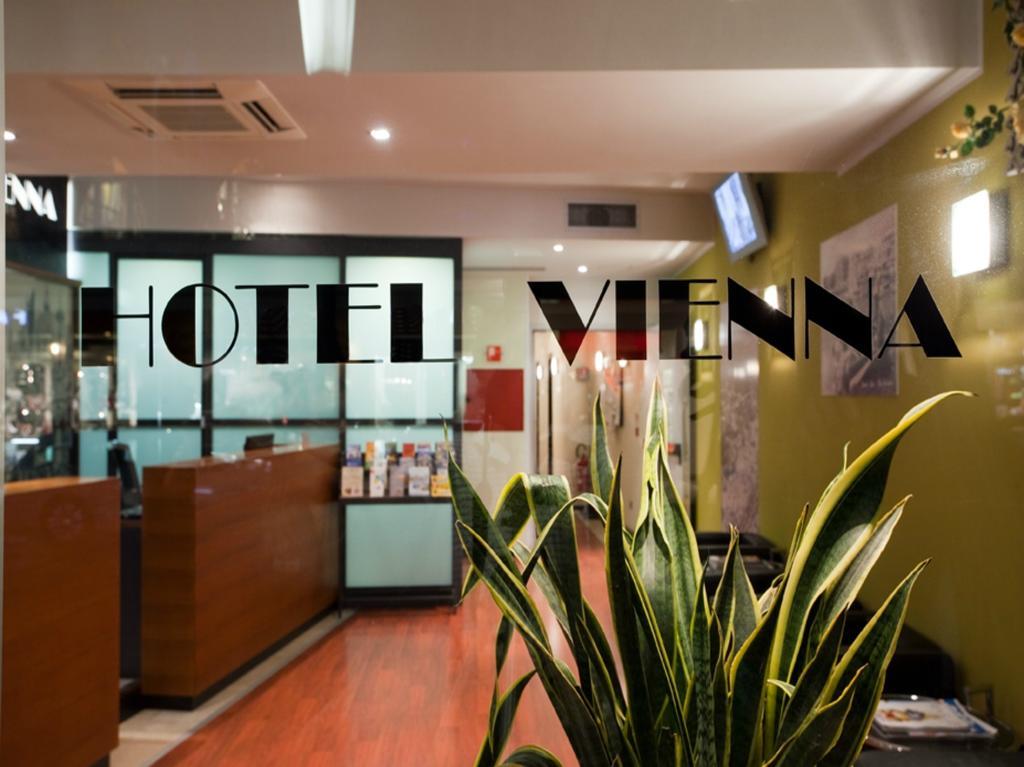 Hotel Vienna ลิโดดิเยโซโล ภายนอก รูปภาพ